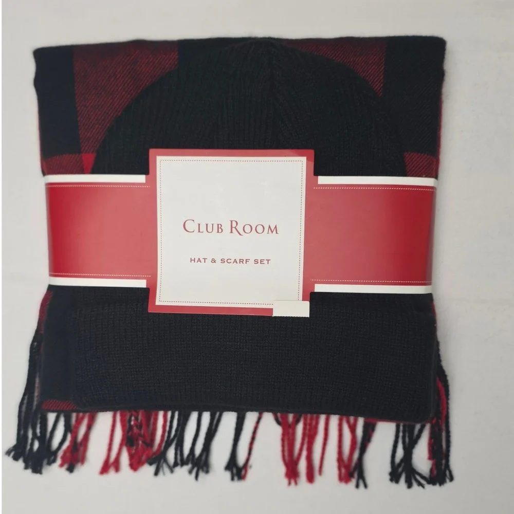 Club Room Beanie Mens Hat & Scarf Gift Set Red Black Buffalo Plaid Fringe‎ NWT